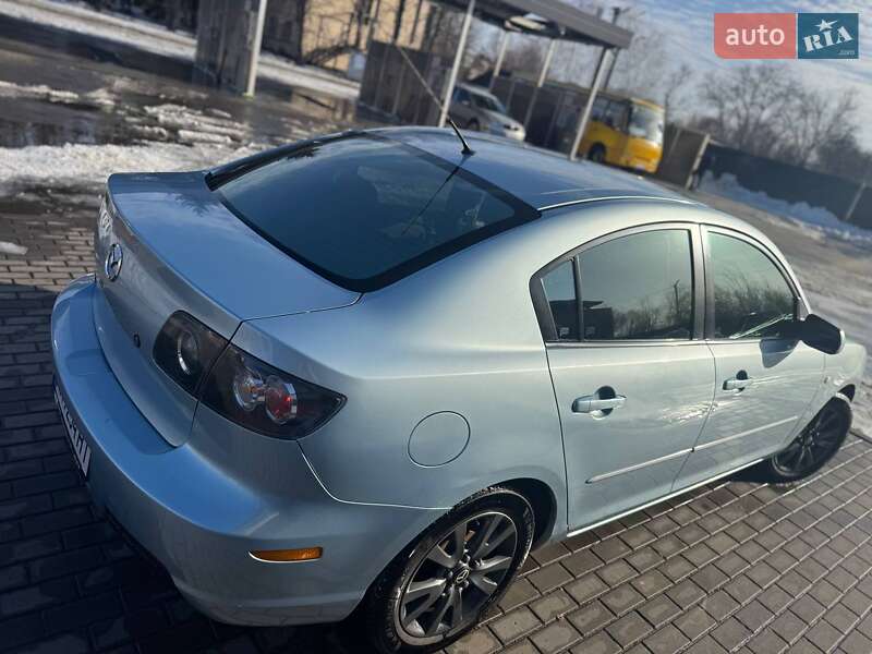 Седан Mazda 3 2008 в Березане