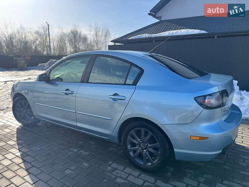 Седан Mazda 3 2008 в Березане