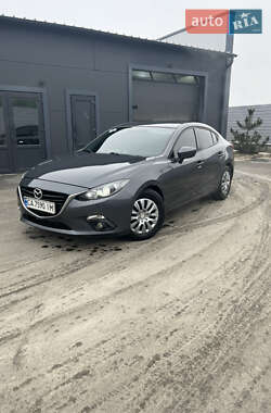 Седан Mazda 3 2014 в Умани