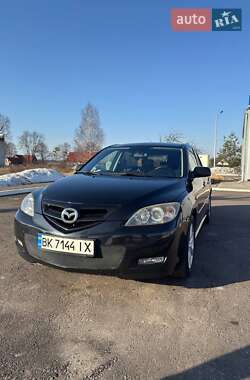 Хэтчбек Mazda 3 2007 в Сарнах