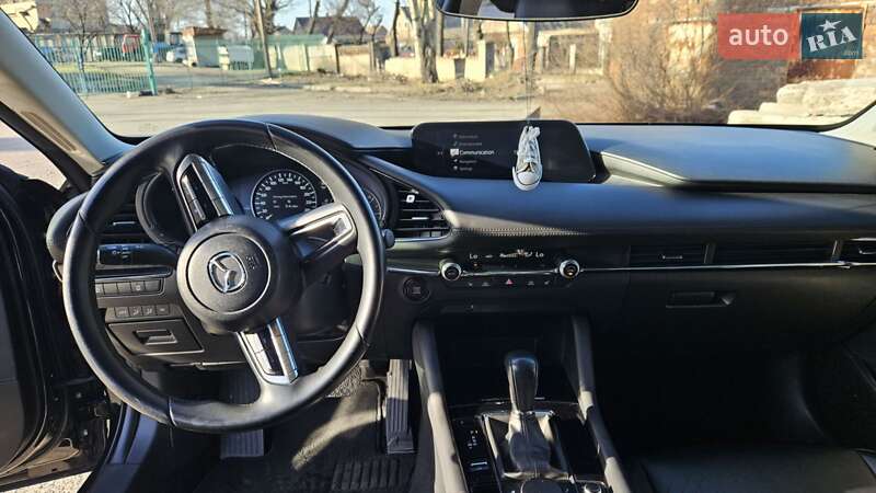 Седан Mazda 3 2018 в Запорожье