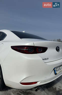 Седан Mazda 3 2019 в Харькове