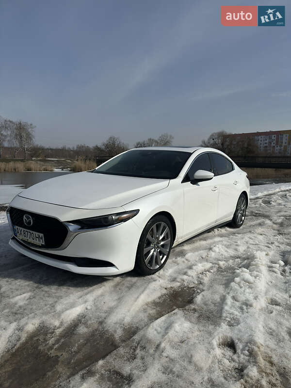 Седан Mazda 3 2019 в Харькове