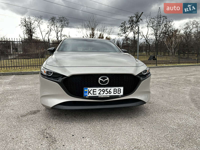 Хэтчбек Mazda 3 2024 в Днепре