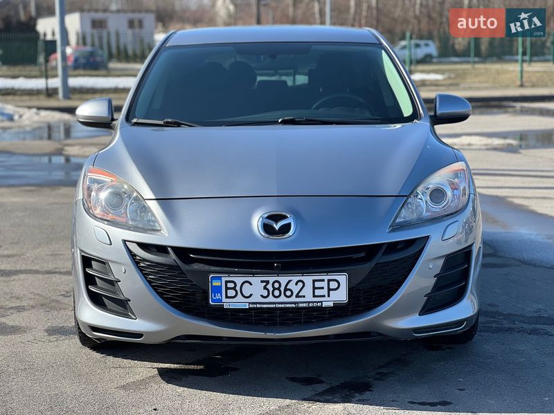 Хэтчбек Mazda 3 2011 в Львове