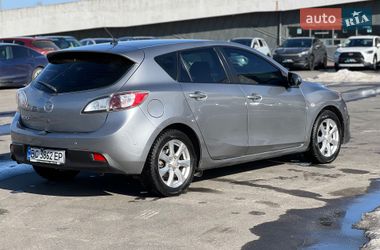 Хэтчбек Mazda 3 2011 в Львове