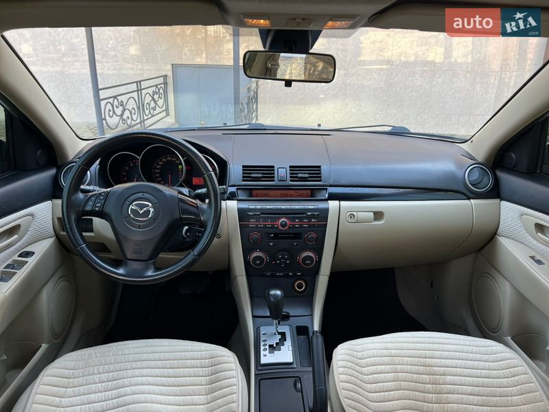 Седан Mazda 3 2006 в Николаеве