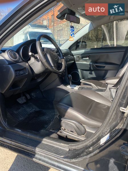Седан Mazda 3 2008 в Ровно