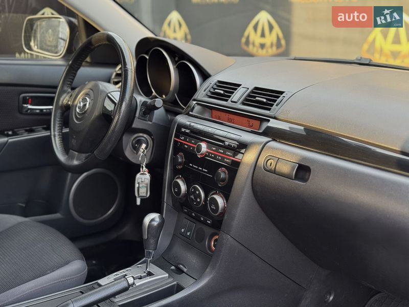 Седан Mazda 3 2008 в Киеве