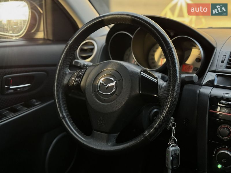 Седан Mazda 3 2008 в Киеве