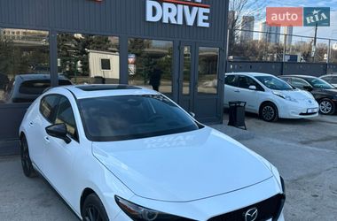 Хэтчбек Mazda 3 2024 в Киеве