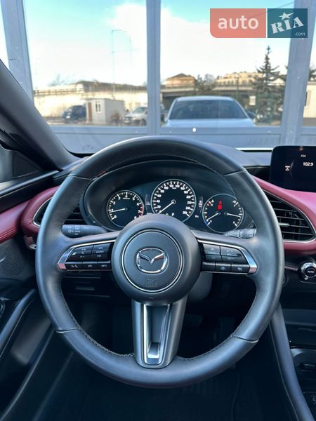 Хэтчбек Mazda 3 2024 в Киеве