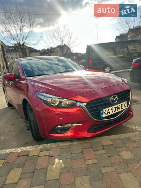 Седан Mazda 3 2016 в Киеве