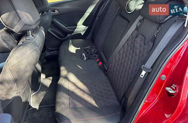 Седан Mazda 3 2016 в Запорожье