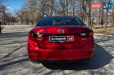 Седан Mazda 3 2016 в Запорожье