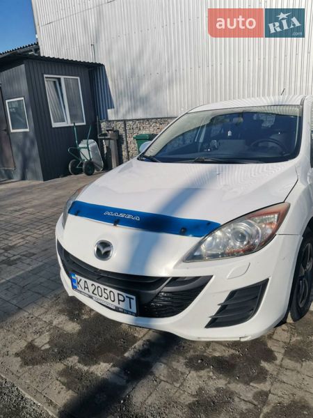 Хэтчбек Mazda 3 2010 в Киеве