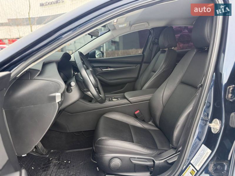 Седан Mazda 3 2021 в Ірпені