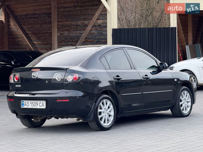 Седан Mazda 3 2008 в Міжгір'ї