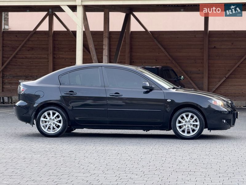 Седан Mazda 3 2008 в Міжгір'ї