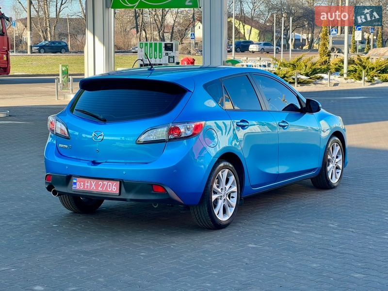 Хэтчбек Mazda 3 2010 в Житомире