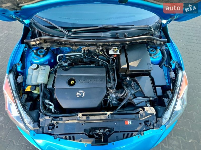 Хэтчбек Mazda 3 2010 в Житомире