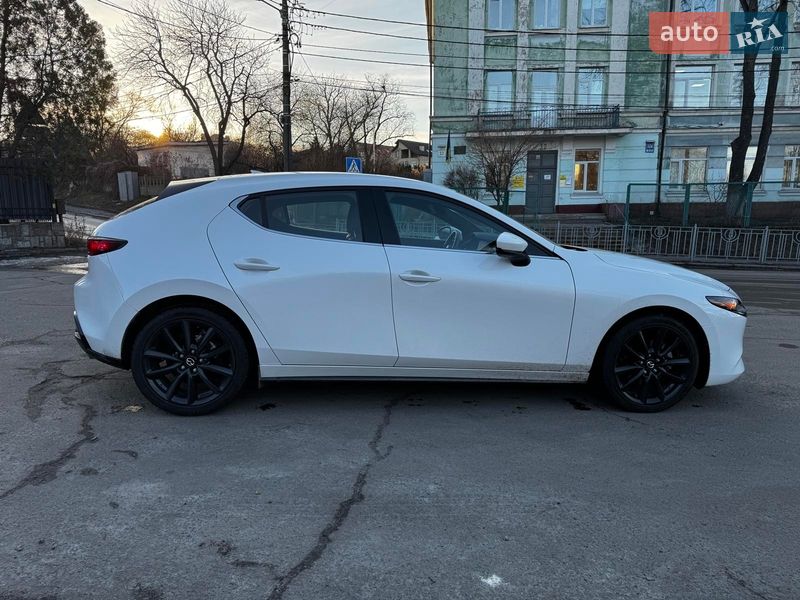 Хетчбек Mazda 3 2021 в Києві