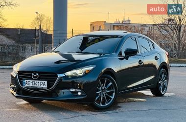 Седан Mazda 3 2017 в Харькове