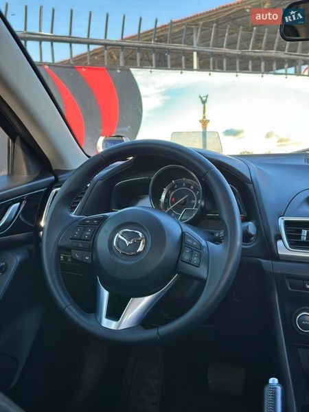 Седан Mazda 3 2014 в Києві