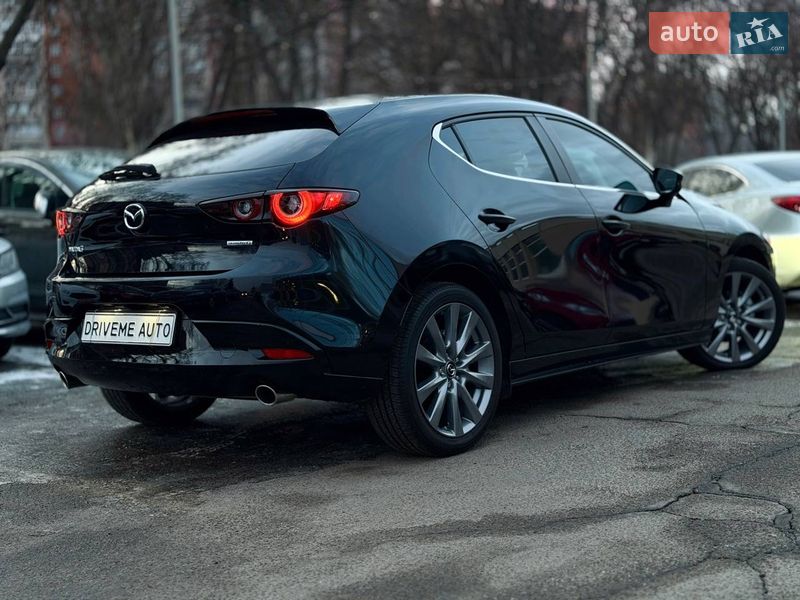 Хетчбек Mazda 3 2024 в Дніпрі