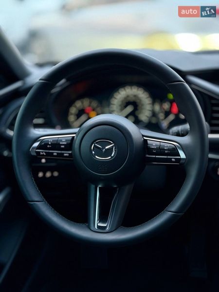 Хетчбек Mazda 3 2024 в Дніпрі