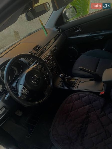 Хэтчбек Mazda 3 2007 в Мукачево