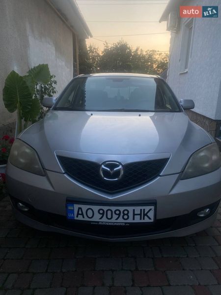 Хэтчбек Mazda 3 2007 в Мукачево