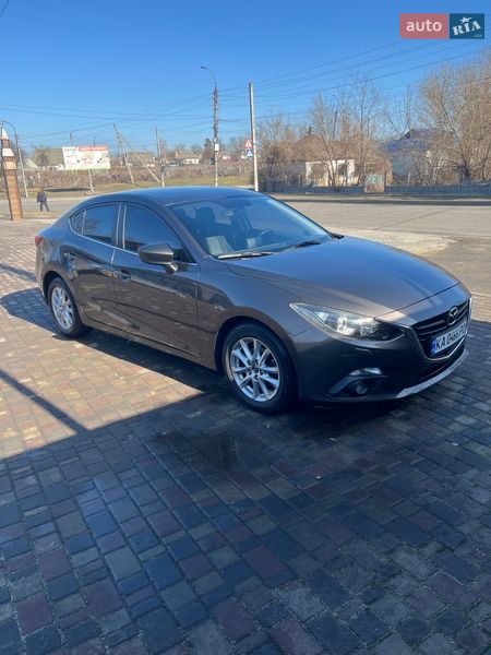 Седан Mazda 3 2014 в Киеве