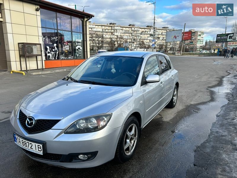 Хэтчбек Mazda 3 2006 в Киеве
