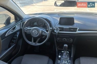 Хэтчбек Mazda 3 2017 в Днепре