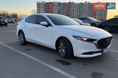 Седан Mazda 3 2021 в Киеве