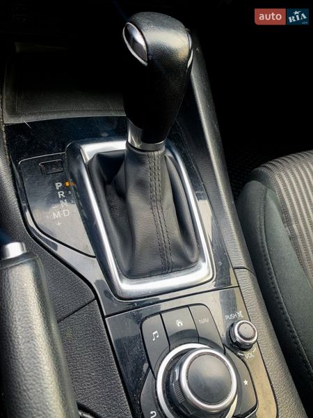 Седан Mazda 3 2015 в Запоріжжі