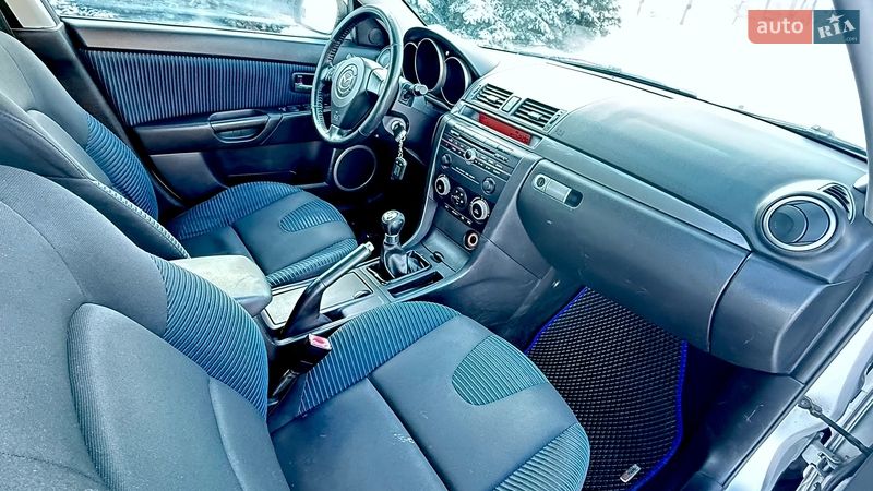Седан Mazda 3 2006 в Харкові