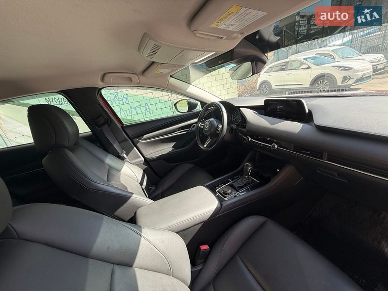 Седан Mazda 3 2019 в Києві