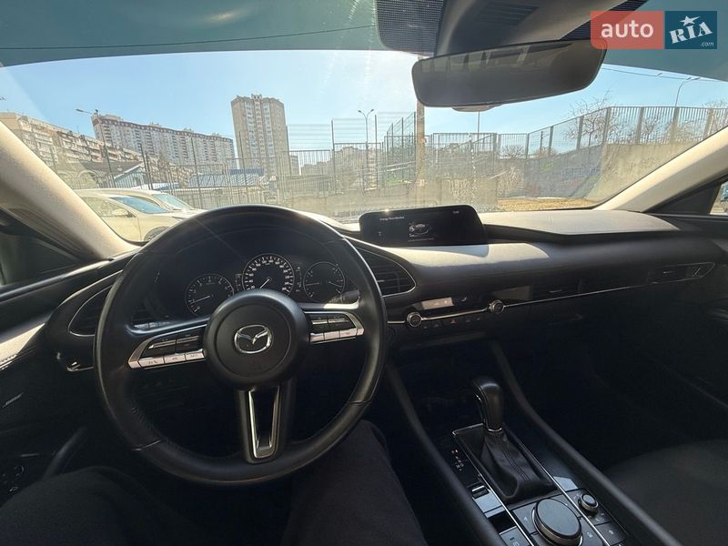 Седан Mazda 3 2019 в Києві