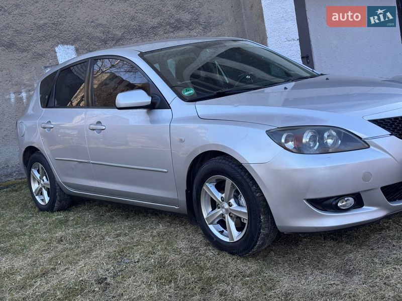Хетчбек Mazda 3 2005 в Трускавці