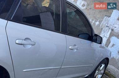 Хэтчбек Mazda 3 2005 в Трускавце