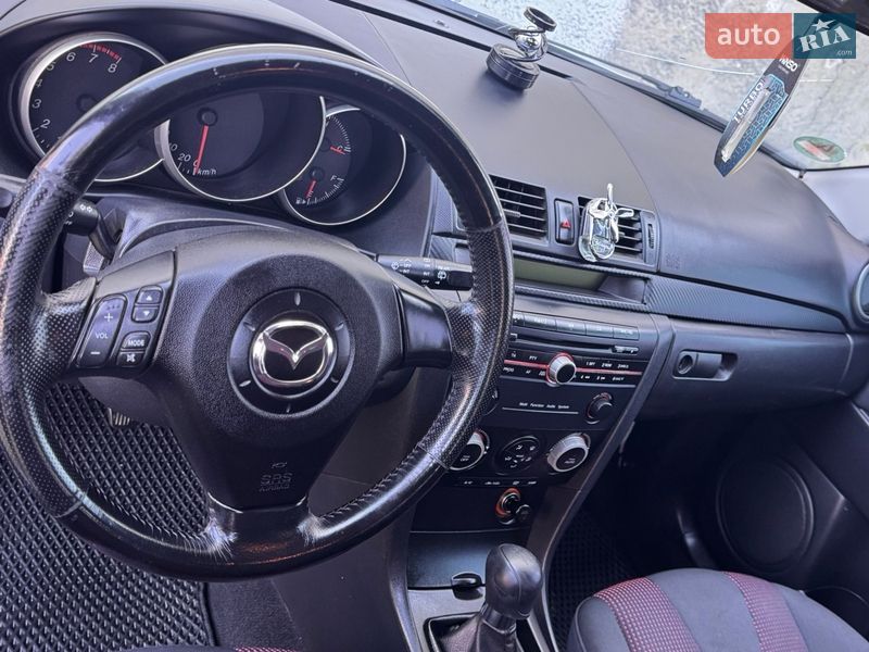 Хетчбек Mazda 3 2005 в Трускавці