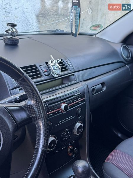 Хетчбек Mazda 3 2005 в Трускавці