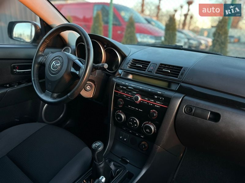 Хэтчбек Mazda 3 2008 в Виннице