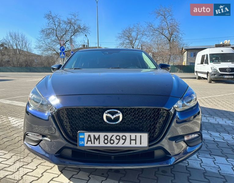 Седан Mazda 3 2018 в Києві