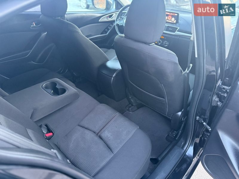 Седан Mazda 3 2017 в Чернигове фото 12 Седан Mazda 3 2017 в Чернигове