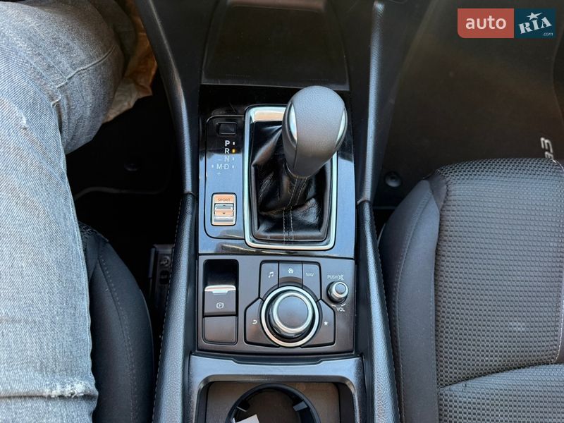 Седан Mazda 3 2017 в Чернигове фото 24 Седан Mazda 3 2017 в Чернигове