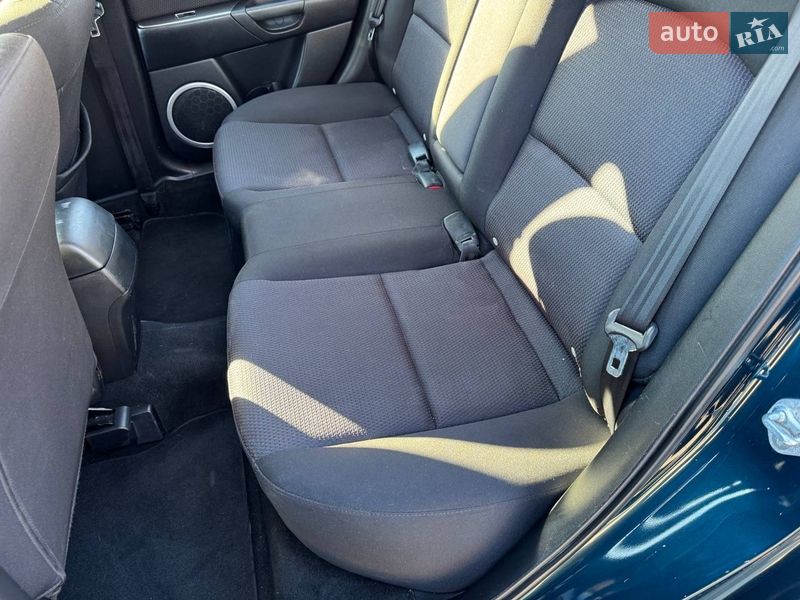 Хэтчбек Mazda 3 2007 в Ракитном