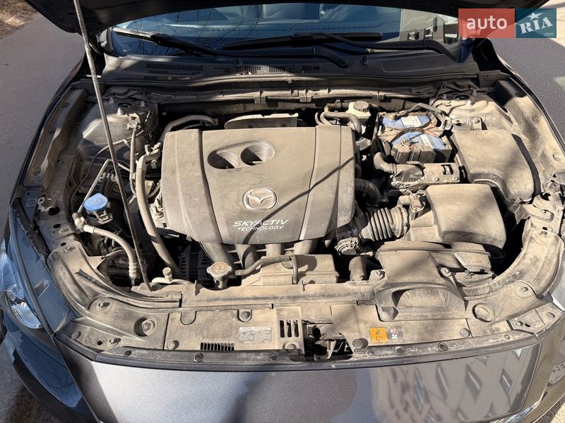 Хэтчбек Mazda 3 2015 в Киеве